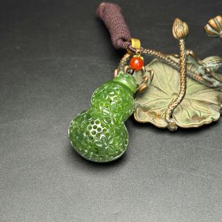 精美和田玉碧玉葫芦佩!福禄长寿!玉质温润!包浆醇厚!阳绿!